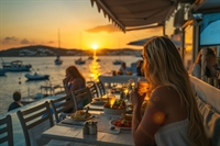 exquisite waterfront restaurant for - 1