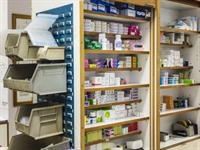 retail pharmacy medical equipment - 1