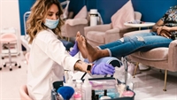 profitable nail salon - 1