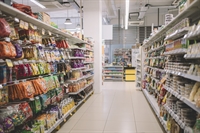 established convenient store busy - 1