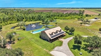 equestrian estate with business - 2