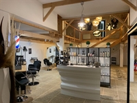 hairdresser barber shop beauty - 1