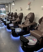 high-volume award-winning nail salon - 1