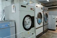 dry cleaners near affluent - 1