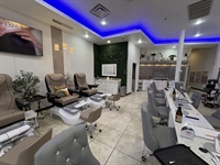 profitable nail salon with - 1