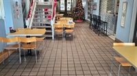 established breakfast lunch restaurant - 1