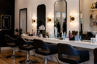turnkey luxury salon with - 1