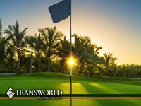 golf club affluent community - 1