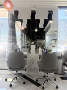 luxury high-end nail salon - 3