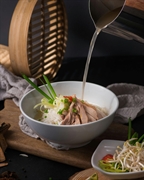 turnkey vietnamese noodle kiosk - 1