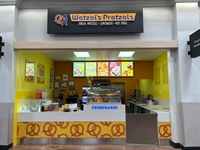 wetzel's pretzels franchise inside - 1