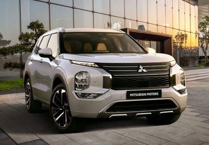 mitsubishi dealership july 4 deals