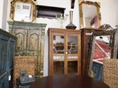 furniture liquidators with four