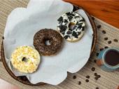 popular unique doughnut café