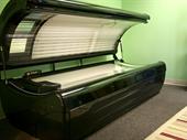14 bed tanning salon