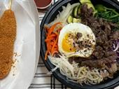 popular korean restaurant busy