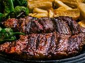 award-winning franchise steakhouse bar