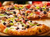 established popular pizzeria for