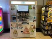 robotic frozen yogurt vending