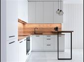 established cabinet refinishing growth