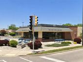 freestanding drive-thru restaurant on