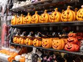 established halloween retail online