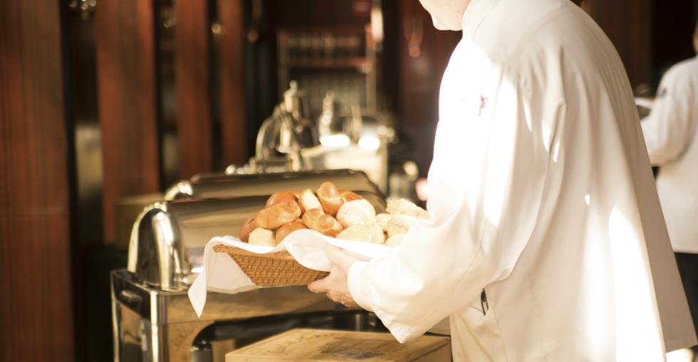 What are the biggest threats to the hotel industry