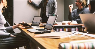 How to Grow Your Business in 8 Easy Steps 