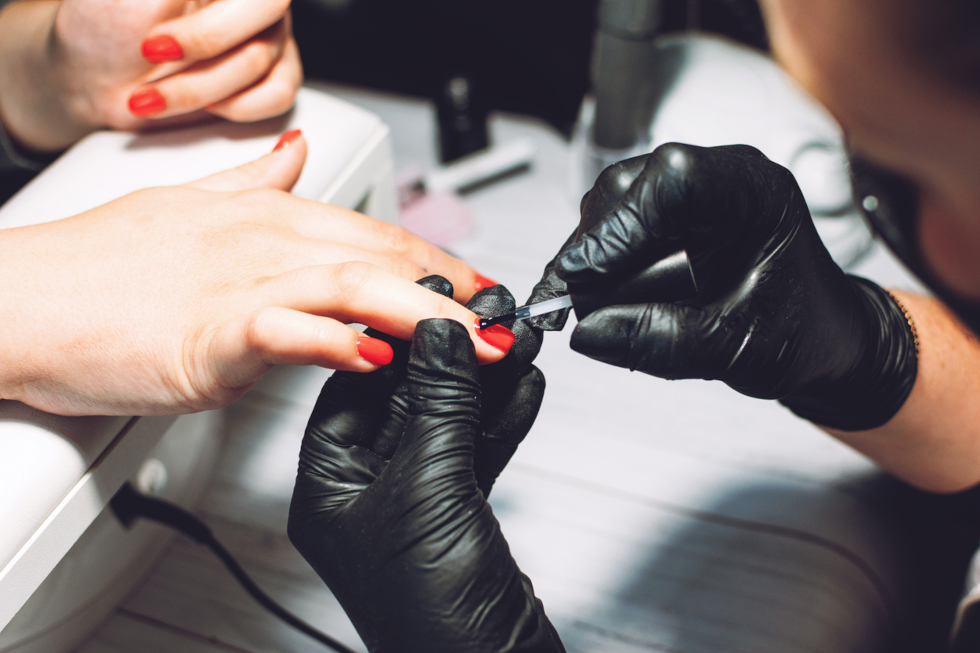 nail bar